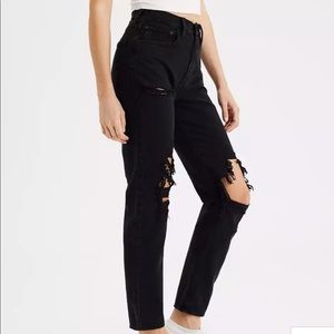 American Eagle l 90’s slim ripped boyfriend jean